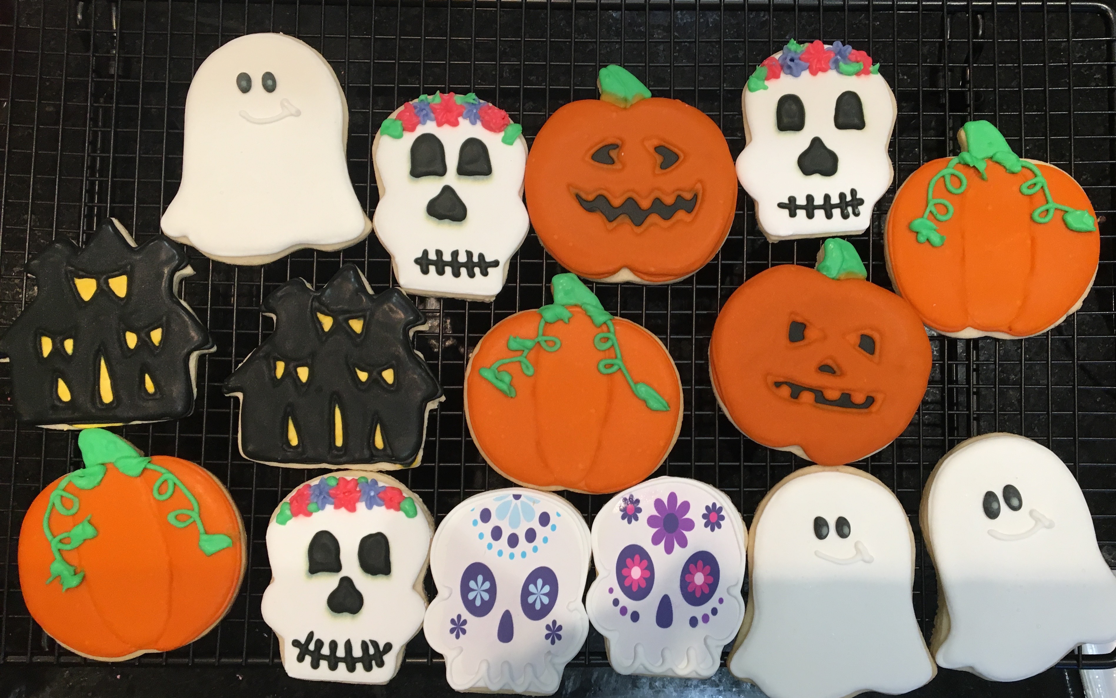 Ghosts Sugar Skulls Pupkins Houses